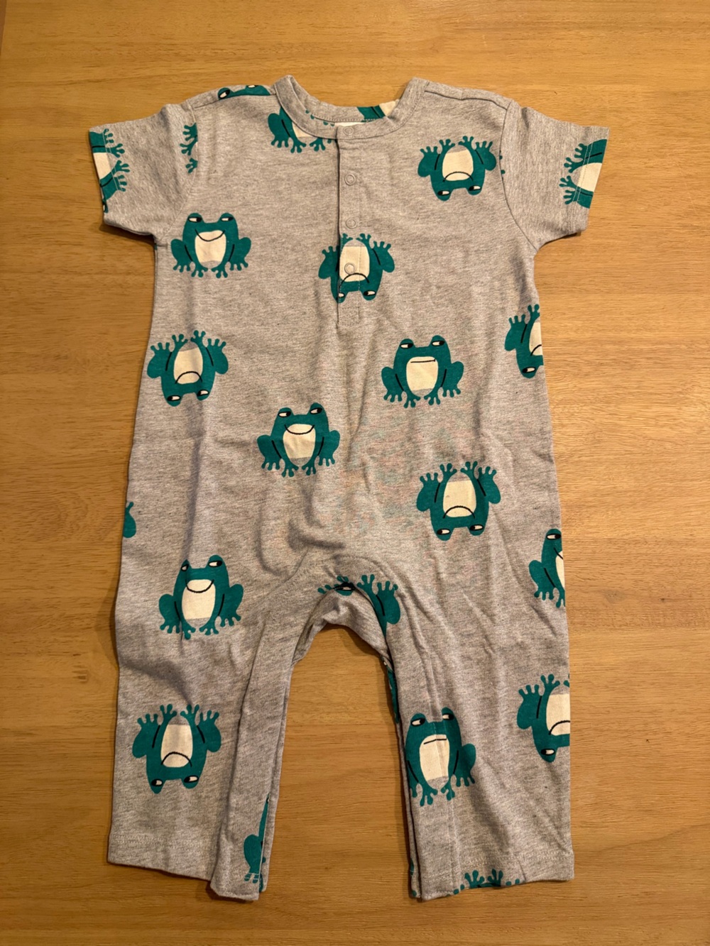 Henley Romper in Happy Frogs